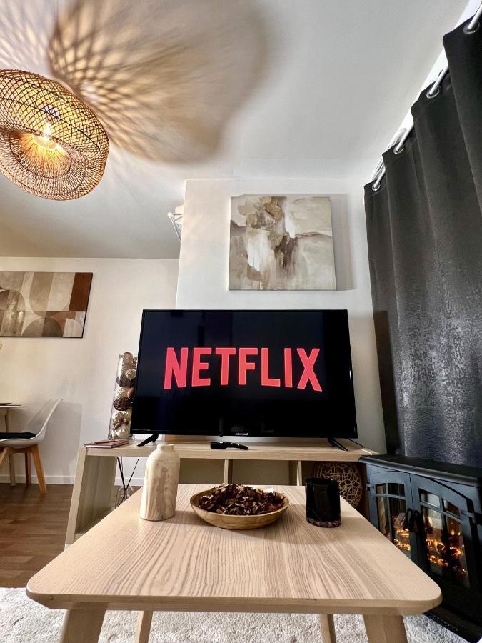 Apartament "Moonlight" Gare A 10Min De Paris, Wifi, Terrasse , Parking Argenteuil Zewnętrze zdjęcie