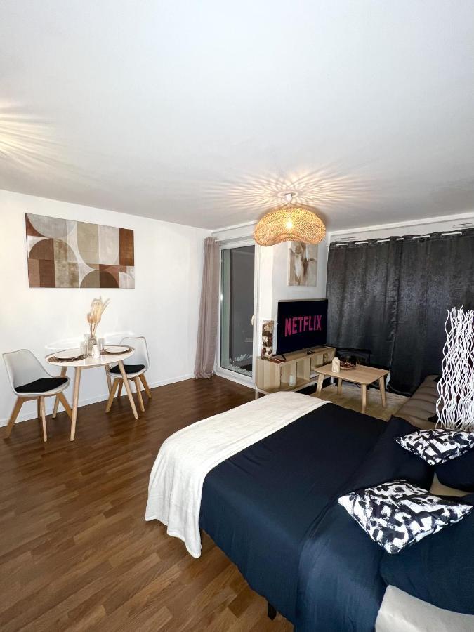 Apartament "Moonlight" Gare A 10Min De Paris, Wifi, Terrasse , Parking Argenteuil Zewnętrze zdjęcie